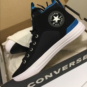 Converse Mens 9 Womens 11